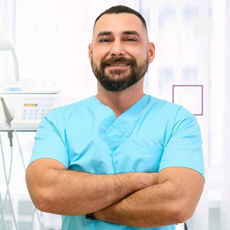 Dr. Alexandru Lacatusu medic stomatolog DENTANA CAS CLINIC